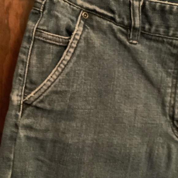 Talbots Blue Women's Bermuda Shorts - Picture 4 of 8